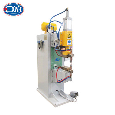 เครื่องเชื่อมจุดที่ตั้งแบบปนูเมติก AC380V เครื่องเชื่อมจุดมือ 10000N