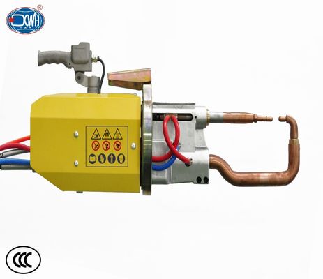มือถือ 46KVA 0.8MPa เครื่องเชื่อมจุดรถยนต์ มือถือ
