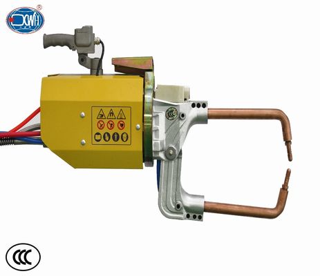 เครื่องเชื่อมจุดพกพาด้านหนึ่ง AC220V 3.5KN สําหรับร่างกายรถยนต์