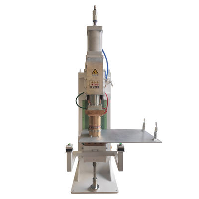 Hf ความต้านทาน Capacitive Discharge เครื่องเชื่อมหลายจุดแบบน้ำหล่อเย็น