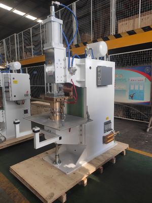 เครื่องเชื่อมอลูมิเนียมลวดตาข่ายความต้านทาน 160KVA ความเสถียรสูง