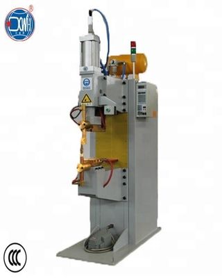 เครื่องเชื่อมจุดที่ใช้เท้า 6000N พกพา เครื่องเชื่อมจุดที่ใช้เท้า 200KVA