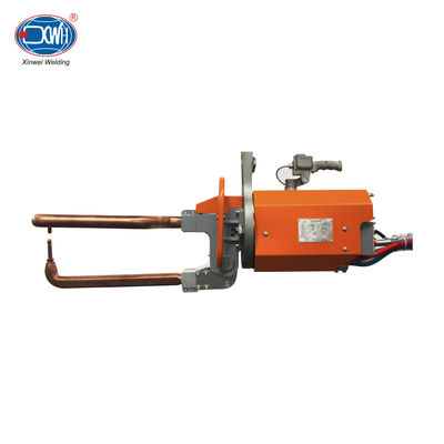 0.5mpa เครื่องเชื่อมจุดพนูมาติกพกพา แผ่นโลหะ 140mm กระแทก