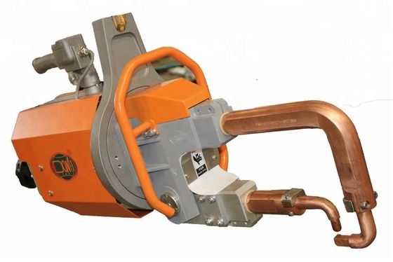 คู่มือการแขวน 45KVA ระบบควบคุมซินโครนของเครื่องปั่นจุดที่เย็นด้วยน้ํา